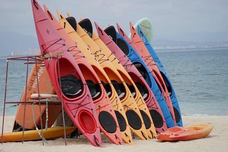 Diferentes kayaks